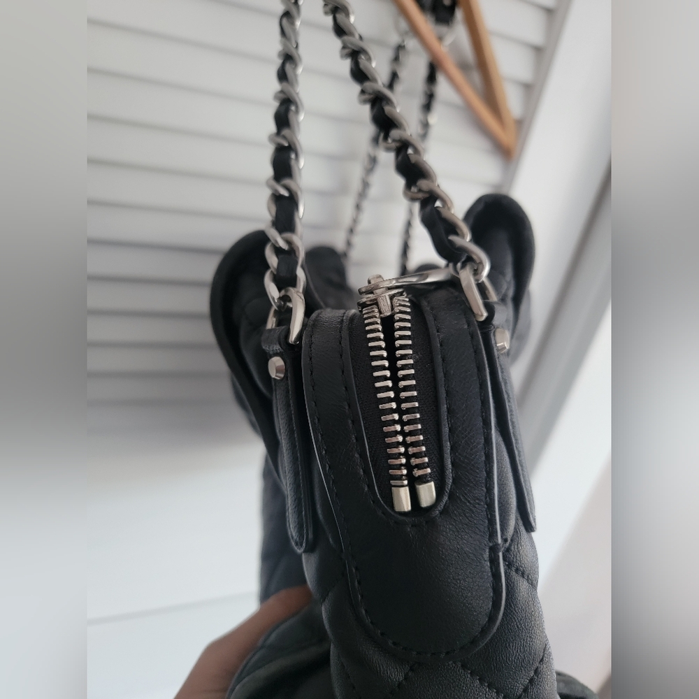 Michael Kors black quilted leather shoulder satchel - Picture 5 of 14